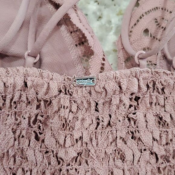 Pink, Victoria Secret champagne lace bralette,  Medium - Picture 4 of 4